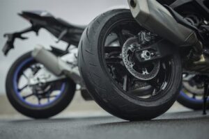 BATTLAX HYPERSPORT S23