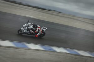 BATTLAX HYPERSPORT S23