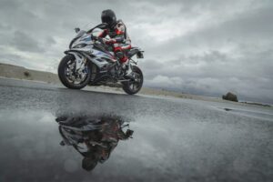 BATTLAX HYPERSPORT S23