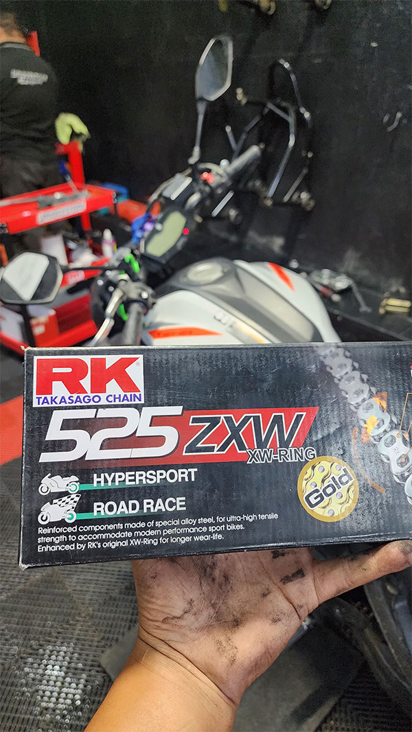 cambio de cadena para motocicleta