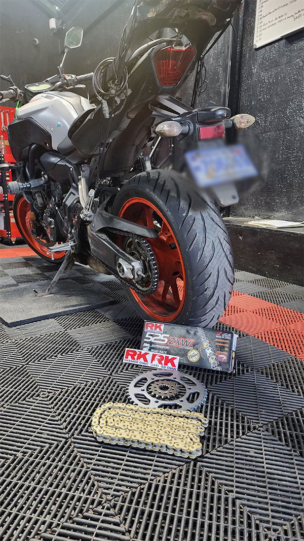 cambio de cadena para motocicleta